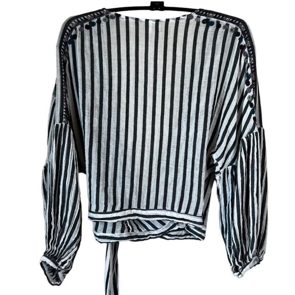 FREE PEOPLE White Black Cuff Sleeves Barcelona Nights Wrap Top Small - Picture 6 of 8